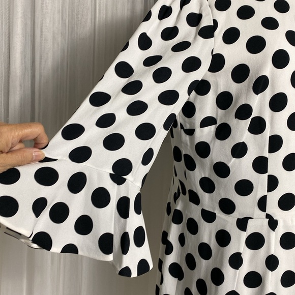 REDUCED💝 Dolce Gabbana black polka dots dress on a off white background! - Picture 4 of 17